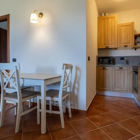 Cs * كاستيلْنْوافو بيراردين