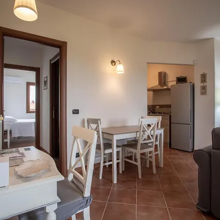 Cs شقة كاستيلْنْوافو بيراردين