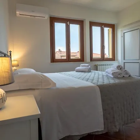 Cs كاستيلْنْوافو بيراردين