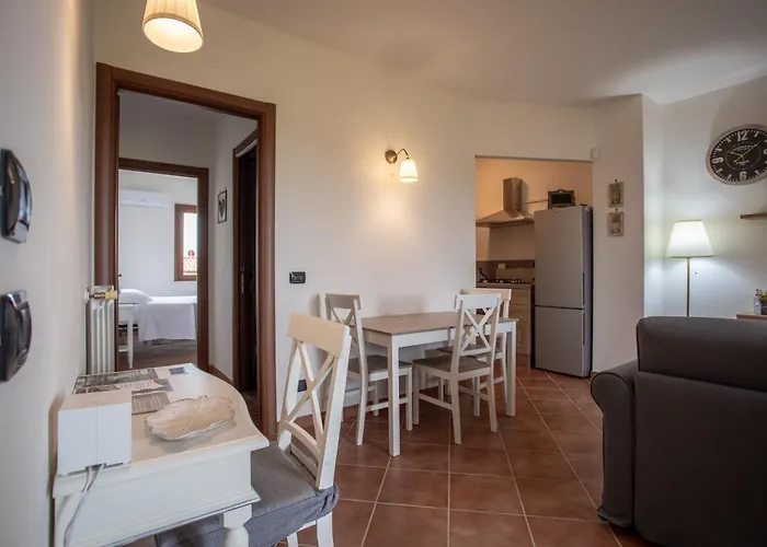 Cs شقة كاستيلْنْوافو بيراردين