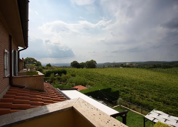 شقة Cs كاستيلْنْوافو بيراردين